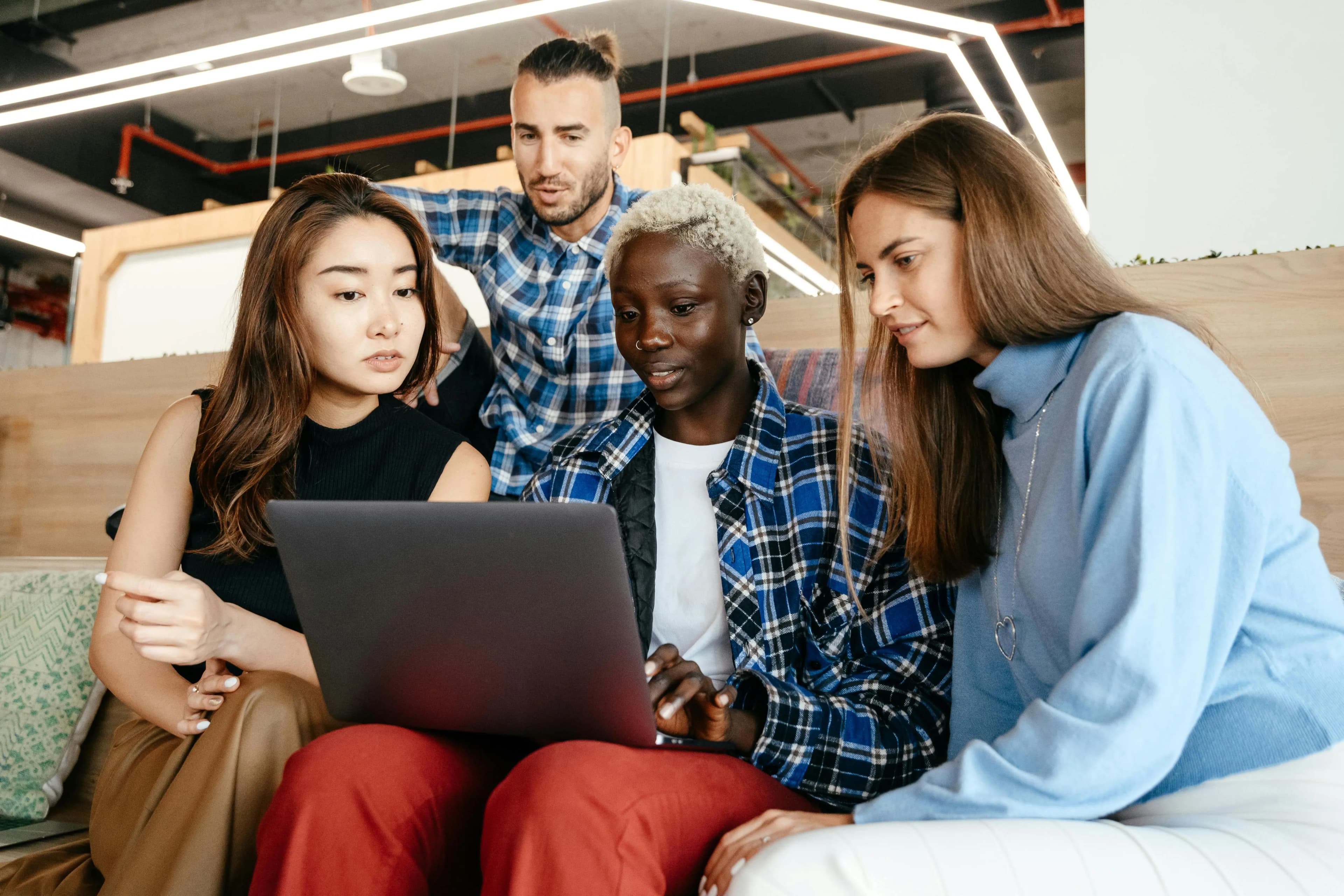 Clases en vivo de IA aplicada a negocio en Rebundle